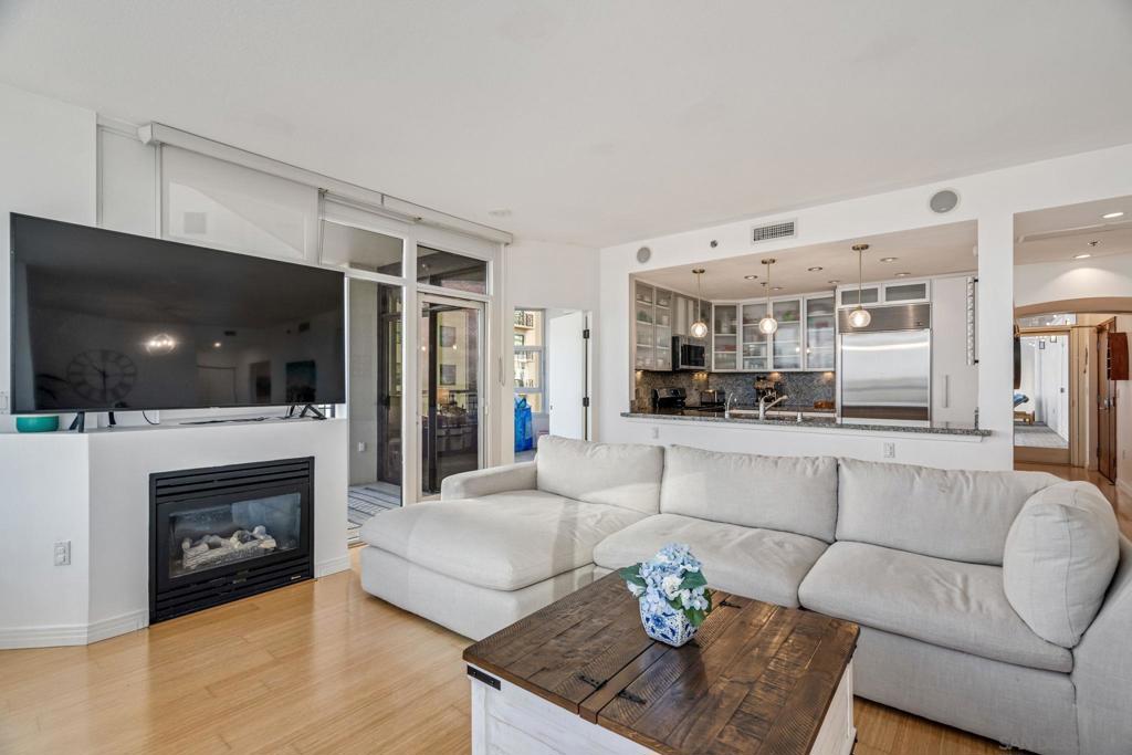 700 Harbor Dr - photo 5