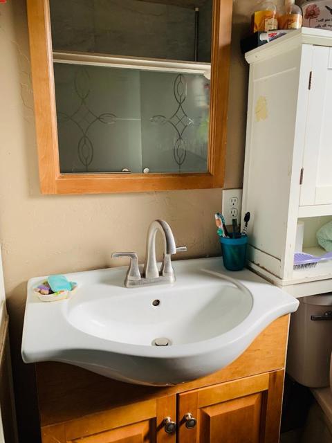 1830 De Ovan Avenue, Stockton CA: https://media.crmls.org/mediaz/e396ff3e-6e51-45a9-a9a0-f78a0d8d6176.jpg