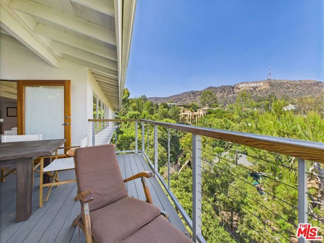 3162 Durand Drive, Los Angeles CA: https://media.crmls.org/mediaz/e397d8ad-b36a-4b6f-9b92-4aff2361bc89.jpg