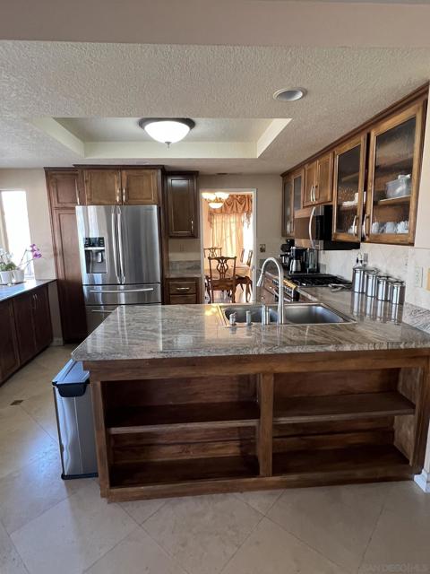 2377 Congressional Drive, El Cajon CA: https://media.crmls.org/mediaz/e3983b33-7865-487a-953c-cbecff165ca1.jpg