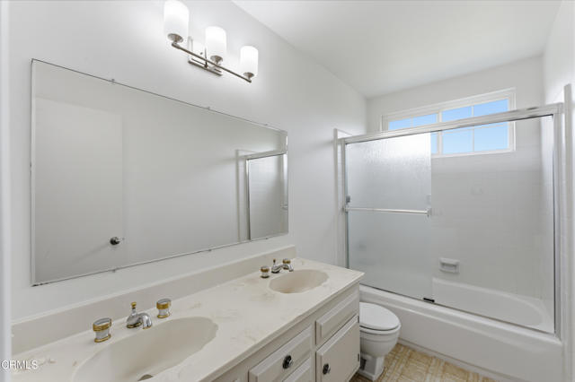 Detail Gallery Image 29 of 48 For 6397 Loma Vista Rd, Ventura,  CA 93003 - 4 Beds | 2/1 Baths