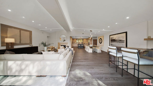 Drew Fenton | 11601 Bellagio Road Los Angeles CA | MLS: 7559870