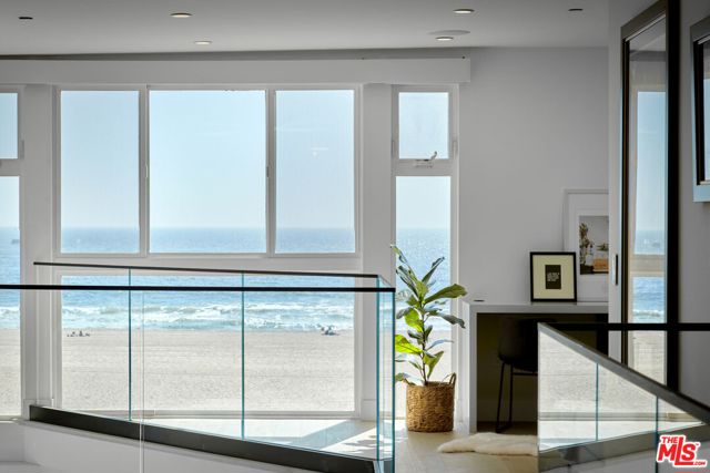 4403 Ocean Front Walk, 205 photo 3