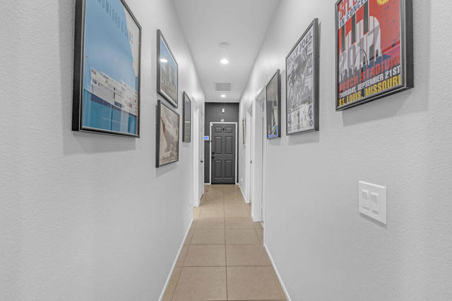 83881 Festivo Court, Indio CA: https://media.crmls.org/mediaz/e39b32ad-d936-48c4-8c8b-2e0e94ac4858.jpg