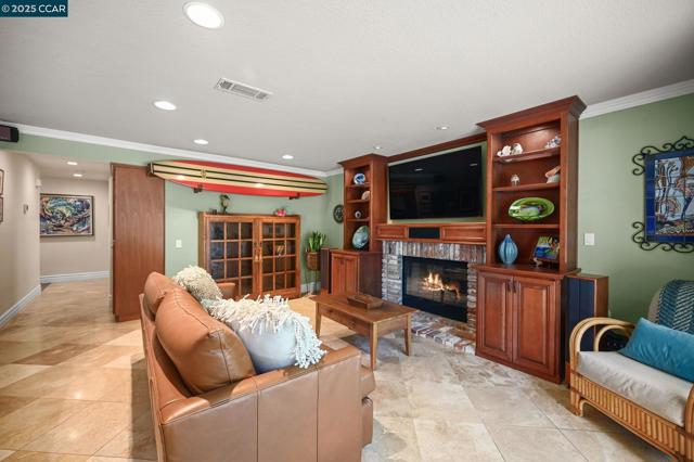 635 Canyon Crest Rd. E., San Ramon CA: https://media.crmls.org/mediaz/e39c83d0-49ae-44d7-8786-b2f17ed8d7a6.jpg
