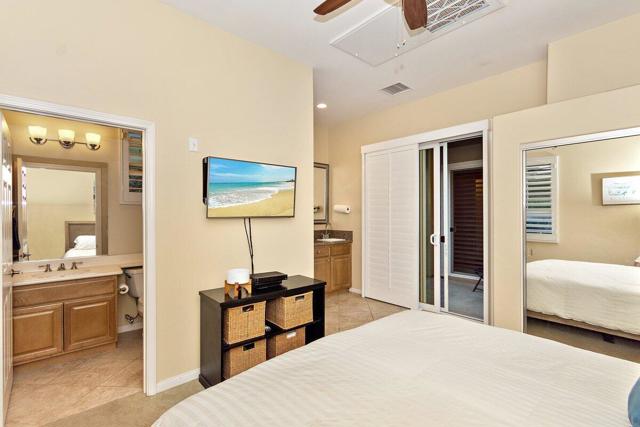 81196 Victoria Lane, La Quinta CA: https://media.crmls.org/mediaz/e39ca087-c8fa-4ae2-96da-150fe6054895.jpg