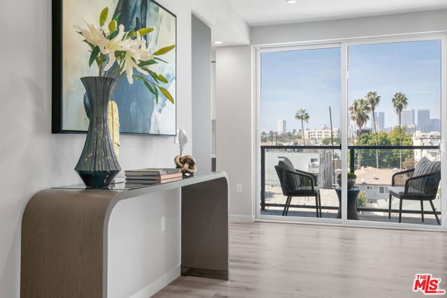 1226 S Bedford Street, Los Angeles CA: https://media.crmls.org/mediaz/e39d8a56-ac7f-4b7b-abaf-520fe00077c7.jpg