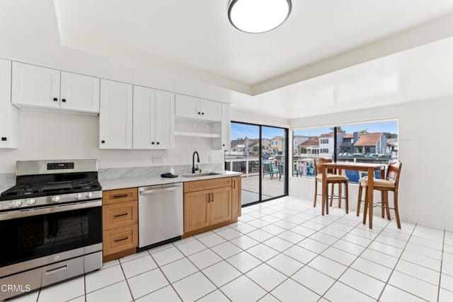 Detail Gallery Image 8 of 31 For 4320 Meridian Ave, Oxnard,  CA 93035 - 3 Beds | 2/1 Baths