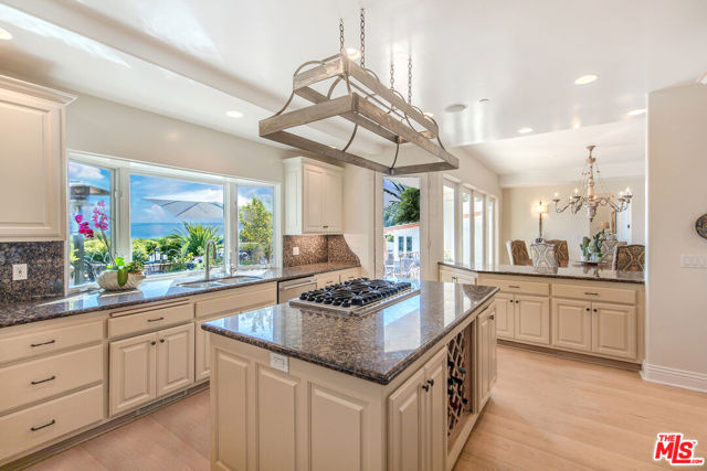 1601 Alisa Estate, Santa Barbara CA: https://media.crmls.org/mediaz/e39f7ccd-e262-4492-885c-1fbb04900c29.jpg