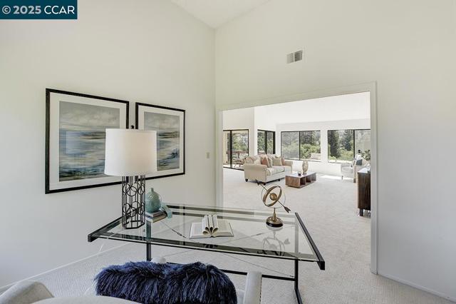 3244 Terra Granada Dr, Walnut Creek CA: https://media.crmls.org/mediaz/e39f83d7-a3a5-454d-ba5d-e9945ea5584e.jpg