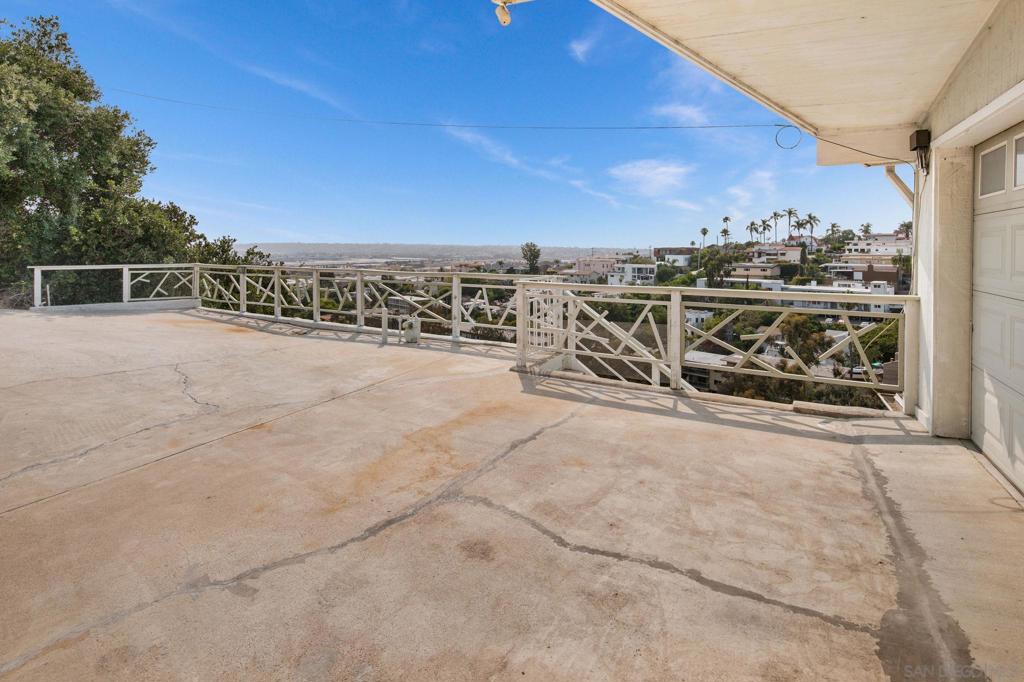 MLS #250032243SD image #46