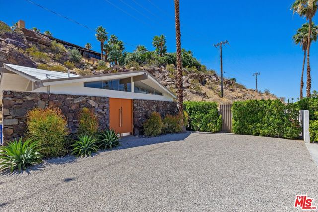 2499 S Palm Canyon Drive, Palm Springs, CA 92264