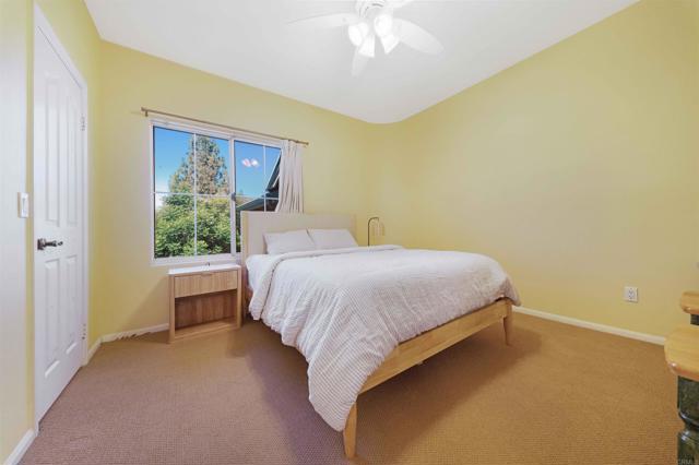 2173 Twisted Oak Ln Lane, Alpine CA: https://media.crmls.org/mediaz/e3a1bdb3-c024-44a0-abbc-87cb120396eb.jpg