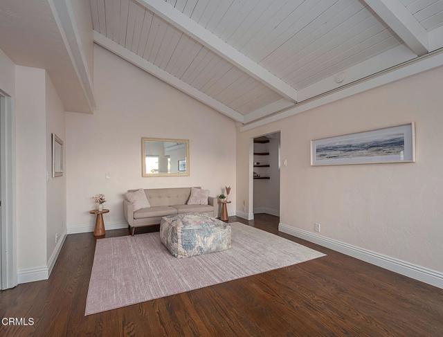 Detail Gallery Image 4 of 26 For 999 Waterbury Ln, Ventura,  CA 93001 - 4 Beds | 3 Baths