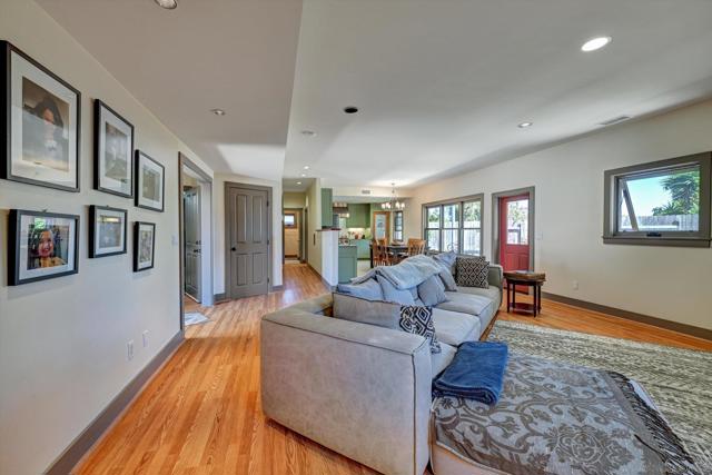 3003 Fried Avenue, San Diego CA: https://media.crmls.org/mediaz/e3a5d156-6346-4c5d-8143-f0b192271376.jpg
