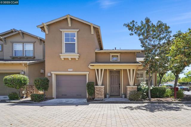 10708 Prince Royal Ct, Oakland CA: https://media.crmls.org/mediaz/e3a5ea33-311c-4484-911f-77b0a31bea4a.jpg