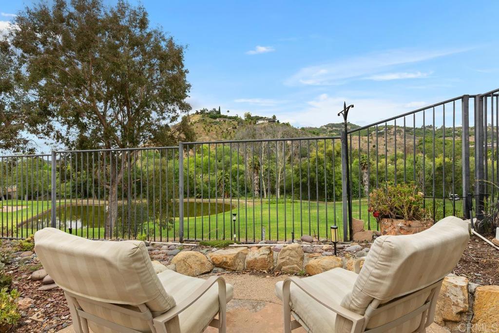 2357 Amber Oak Ln