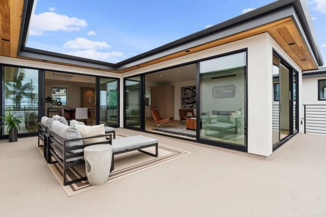 Image 31 of 58 For 2052 Montgomery Avenue