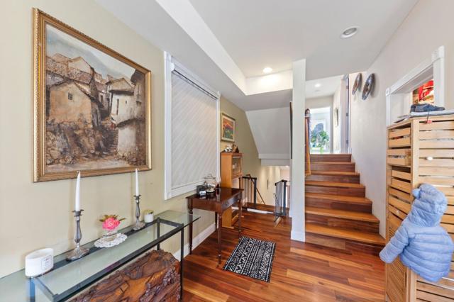 440442 29th Street, San Francisco CA: https://media.crmls.org/mediaz/e3a90933-1c08-43d0-a07b-4a3146c6d904.jpg