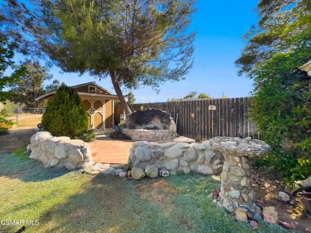 978 Main Street, Piru CA: https://media.crmls.org/mediaz/e3a9aa11-a79c-481a-97fe-8b420d6c67af.jpg