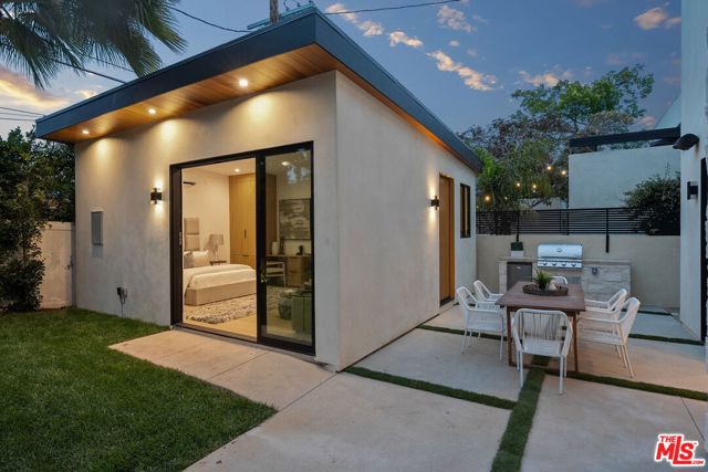 12041 Marine Street, Los Angeles CA: https://media.crmls.org/mediaz/e3a9bff4-c788-4b7c-8746-600f8c2a680c.jpg