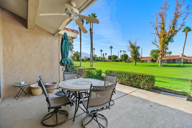 322 Villena Way, Palm Desert CA: https://media.crmls.org/mediaz/e3a9d7a4-78bf-43f1-ad0c-fc73c0007a0c.jpg