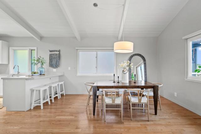 1975 Seascape Boulevard, Aptos CA: https://media.crmls.org/mediaz/e3aa3b41-6811-47b7-baa5-2af825c5dc67.jpg