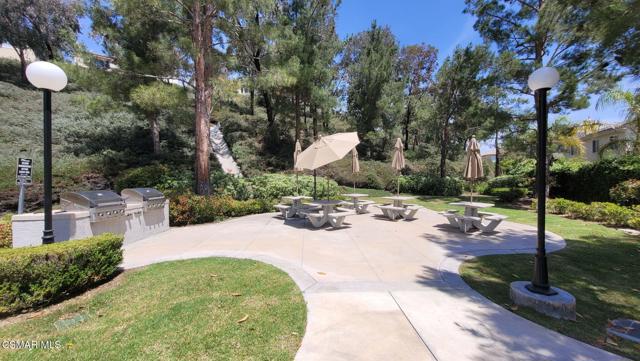 28097 Promontory Lane, Valencia CA: https://media.crmls.org/mediaz/e3aa831e-2793-4c1b-ac80-288450b3418e.jpg