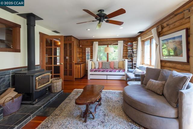 Image 8 of 52 For 28581 Navarro Ridge Road