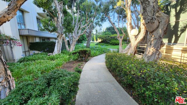 2160 Century Parkway, Los Angeles, California 90067, 1 Bedroom Bedrooms, ,1 BathroomBathrooms,Condominium,For Sale,Century,24394929