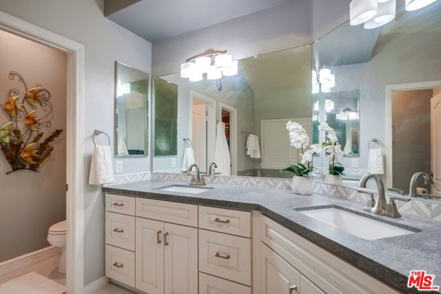 Image 13 of 27 For 32377 Corte Santa Catalina