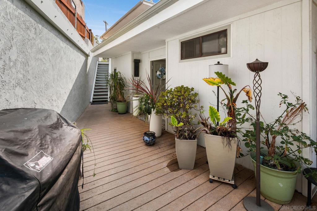 MLS #250032243SD image #40