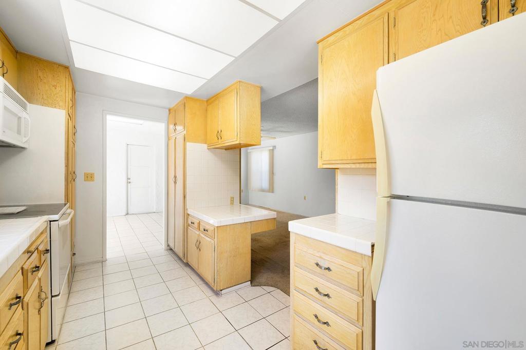 16371 Bernardo Oaks Dr - photo 11