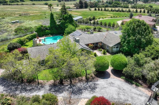 29225 Chualar Canyon Road, Chualar CA: https://media.crmls.org/mediaz/e3aeeb79-5205-4069-b8da-a64b4c15405b.jpg