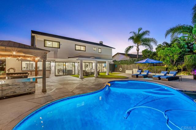 Detail Gallery Image 3 of 48 For 3865 Cadden Way, San Diego,  CA 92117 - 4 Beds | 2/1 Baths