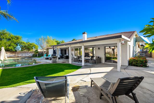 79788 Dandelion Drive, La Quinta CA: https://media.crmls.org/mediaz/e3af66d4-22a8-4b98-bfbd-dd6dbb1c24cf.jpg