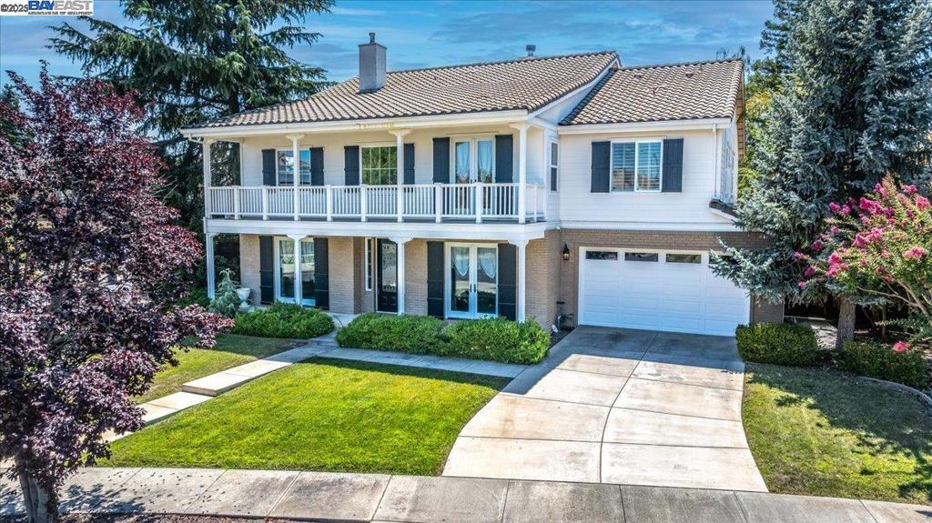 2597 Ancona Cir