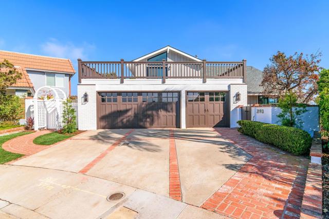 2193 Harbour Heights Rd, San Diego CA: https://media.crmls.org/mediaz/e3afd43b-d220-4e88-b12a-715e1eb94d64.jpg