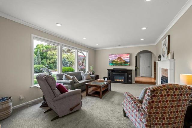 17441 Blue Jay Drive, Morgan Hill CA: https://media.crmls.org/mediaz/e3afef76-0718-413d-b8f2-a852b3d14f05.jpg