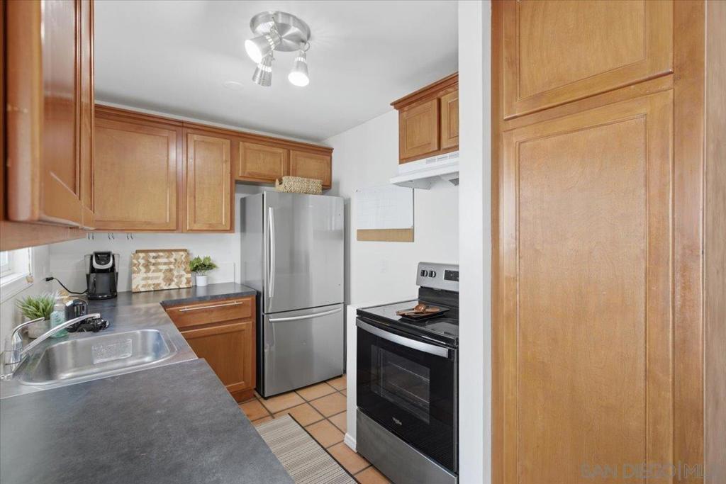6735 Amherst - photo 18