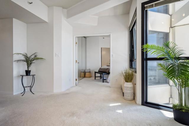 6363 Christie Avenue, Emeryville CA: https://media.crmls.org/mediaz/e3b1c991-7f0f-45c9-912a-e454d372b08f.jpg