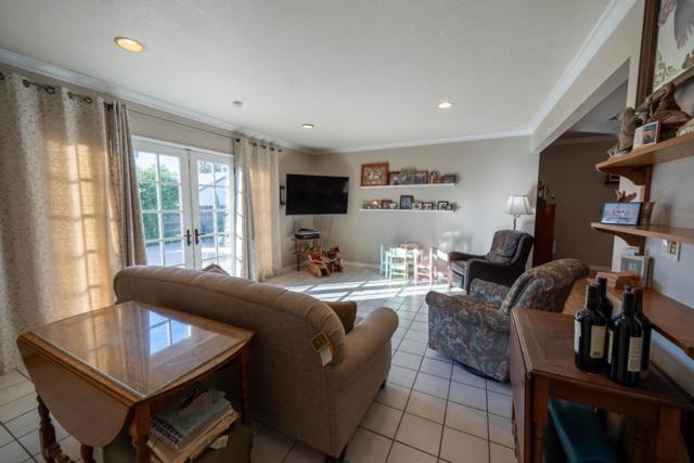 434 Oak Avenue, Greenfield CA: https://media.crmls.org/mediaz/e3b27ef4-0923-485d-9225-c666b65af615.jpg