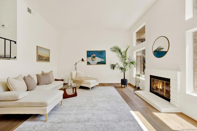 1122 Grape St, San Marcos CA: https://media.crmls.org/mediaz/e3b2a2bd-4edd-4935-9156-7b9192db5b9c.jpg