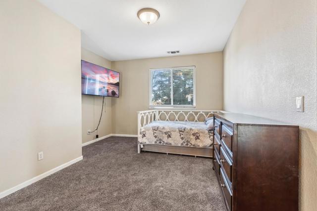 4008 Cortona Drive, Modesto CA: https://media.crmls.org/mediaz/e3b2cf0f-171d-4b18-b709-313a028c0db9.jpg