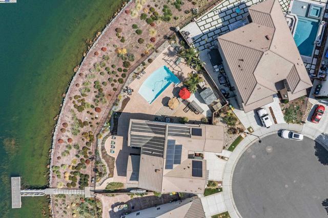 2495 Kruip Ct, Lathrop CA: https://media.crmls.org/mediaz/e3b3eaa4-e388-40bf-b985-c00b74f3e15e.jpg