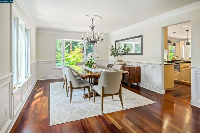 4405 Deer Ridge Rd, Danville CA: https://media.crmls.org/mediaz/e3b51b9c-c951-4cf9-8d4b-0383a49fc5f9.jpg