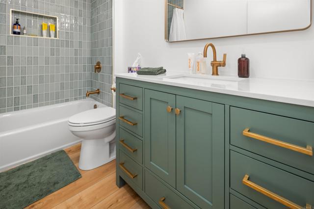 Detail Gallery Image 12 of 27 For 334 S Myers St #1,  Oceanside,  CA 92054 - 2 Beds | 2 Baths