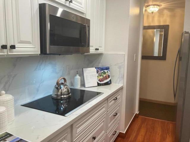 1344 Shelter Creek Lane, San Bruno CA: https://media.crmls.org/mediaz/e3b7584a-a564-4d1d-b2a4-f7c1a8d029c0.jpg