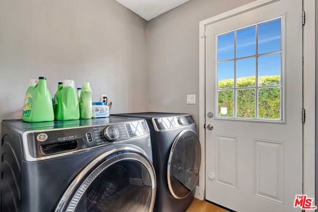 6814 Berquist Avenue, West Hills CA: https://media.crmls.org/mediaz/e3b81773-3bac-4be0-a192-83aa89eb146b.jpg
