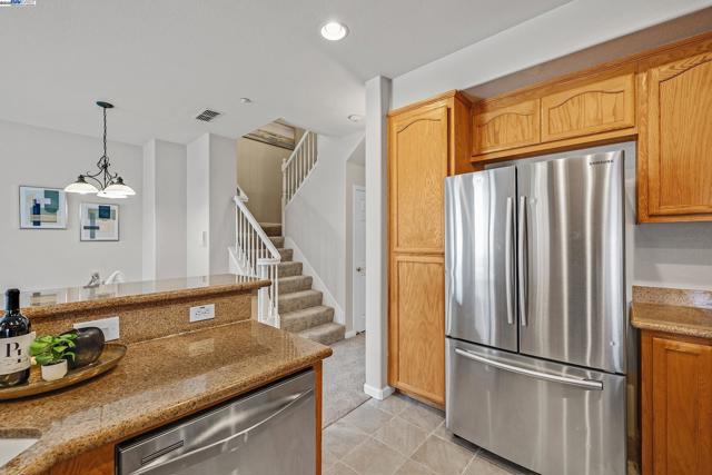 3391 Monaghan St, Dublin CA: https://media.crmls.org/mediaz/e3b88c68-5bbf-4454-9bcf-9a50033bc032.jpg